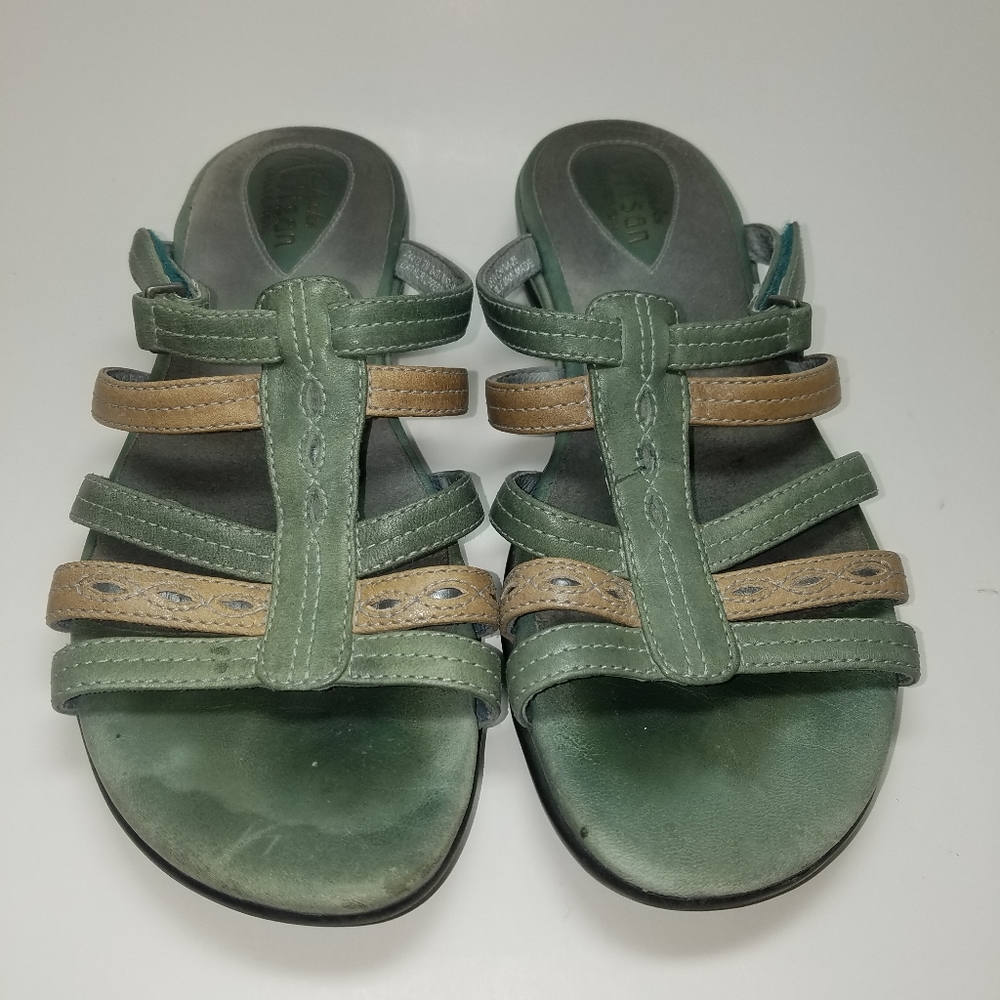 Clarks Artisan Collection Women's leather 7 M